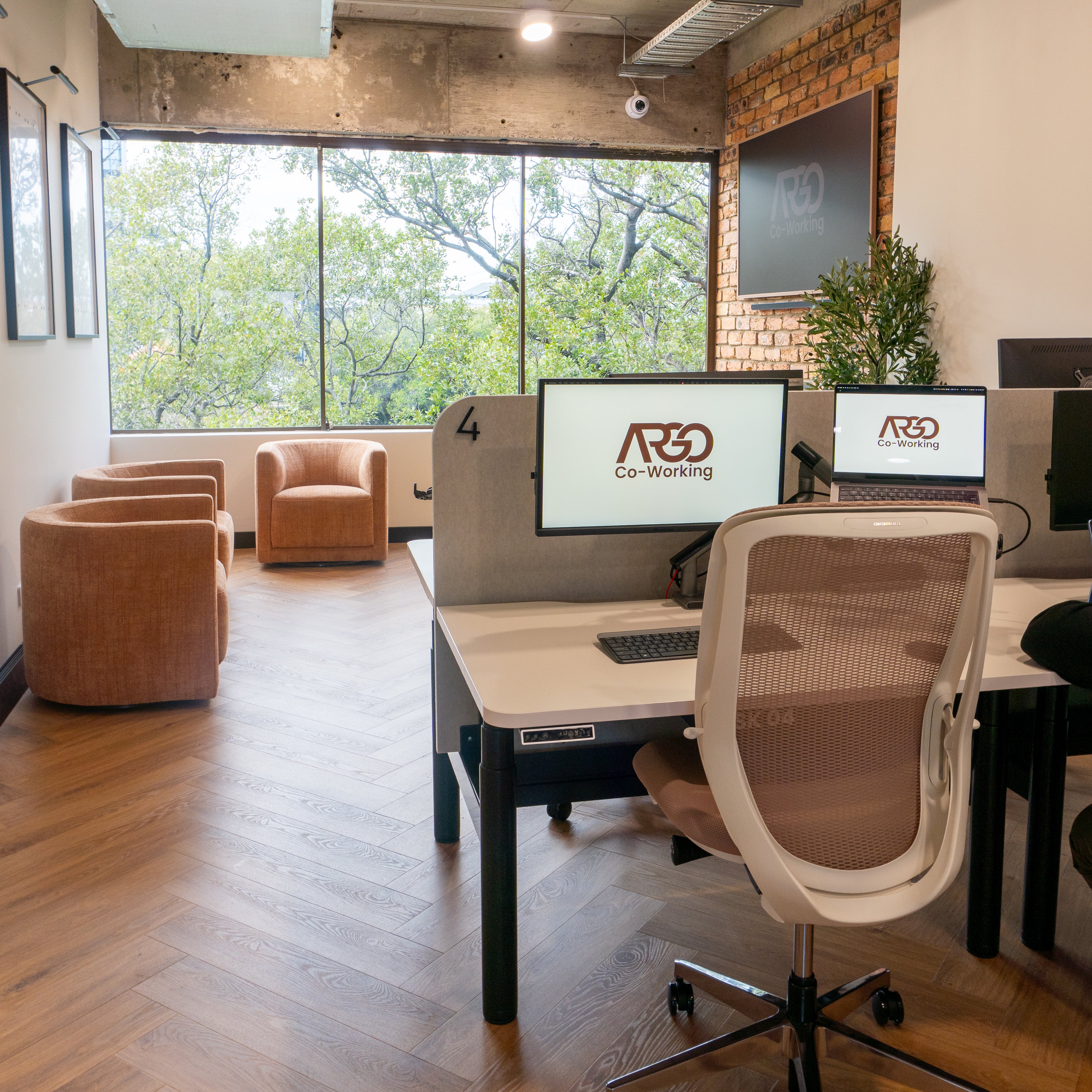 Dedicated Desk Weekly Membership – 6 Months+