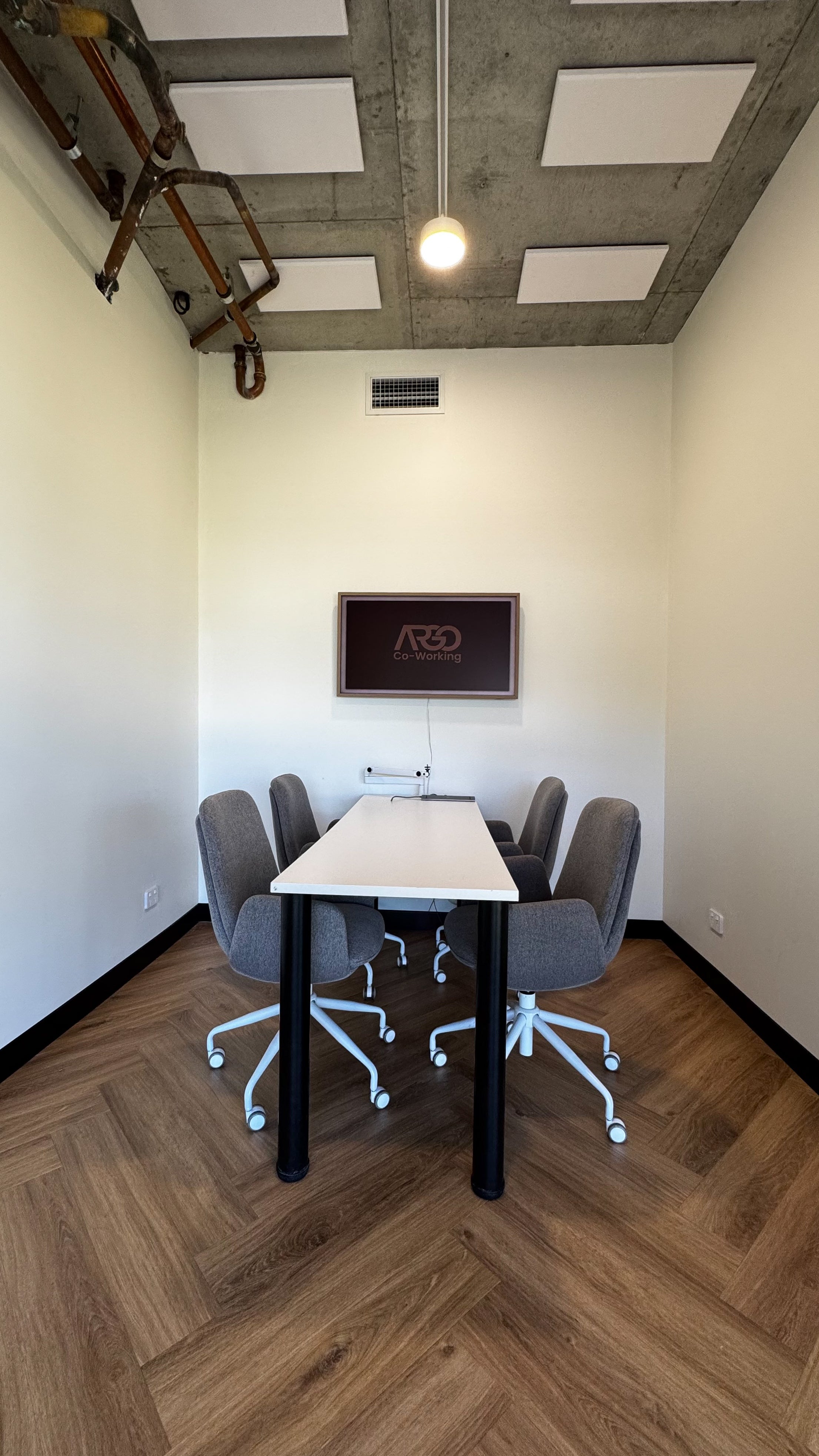 Meeting Room Hire – Up to 4 People – Argo Co Working